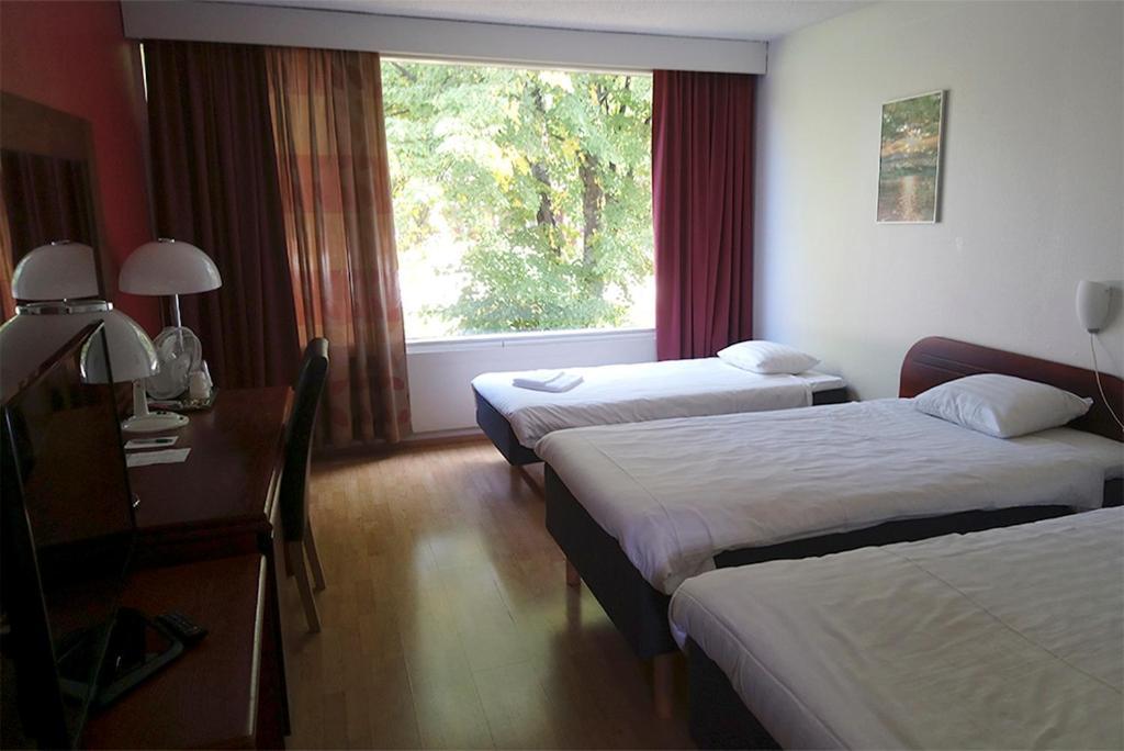 Finlandia Hotel Isovalkeinen 쿠오피오 외부 사진